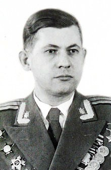 Лица Победы: историю о своем Герое ВОВ рассказывает Дмитрий Обухов, ведущий экономист по планированию планово-экономического управления Лица Победы: историю о своем Герое ВОВ рассказывает Дмитрий Обухов, ведущий экономист по планированию планово-экономического управления
