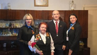 Последние свидетели эпохи: архангельские энергетики поздравили с наступающим Днем Победы «детей войны» Последние свидетели эпохи: архангельские энергетики поздравили с наступающим Днем Победы «детей войны»